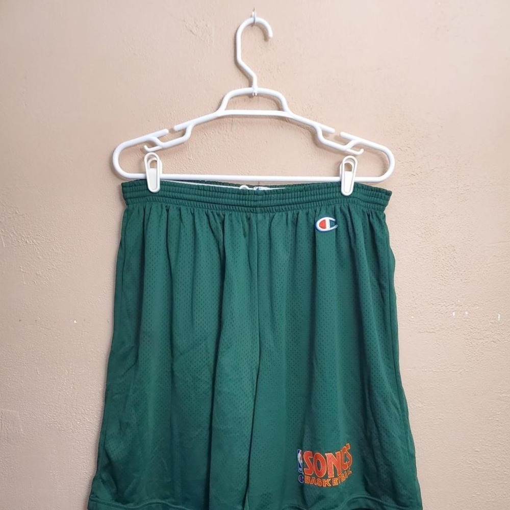 Vintage Champion 90s Seattle SuperSonics Basketball Shorts